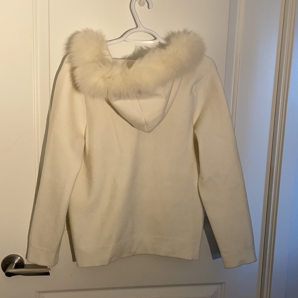 White jacket - Picture 5 of 5